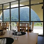 Des Isards Hotel 3*