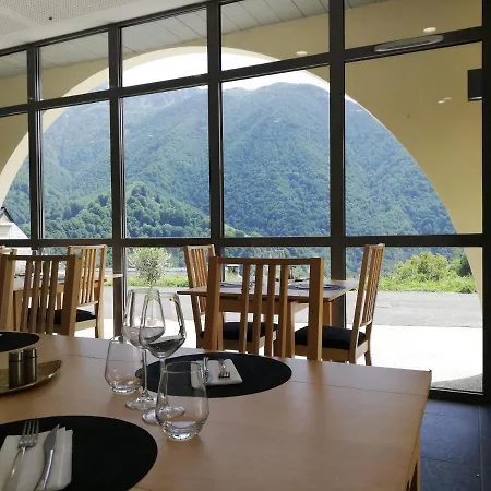 Des Isards Hotel 3*
